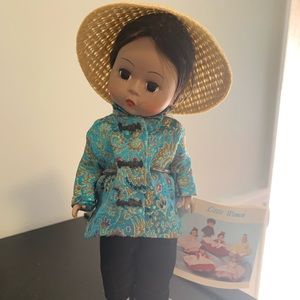 MADAME ALEXANDER CHINA DOLL MINT IN BOX 8”